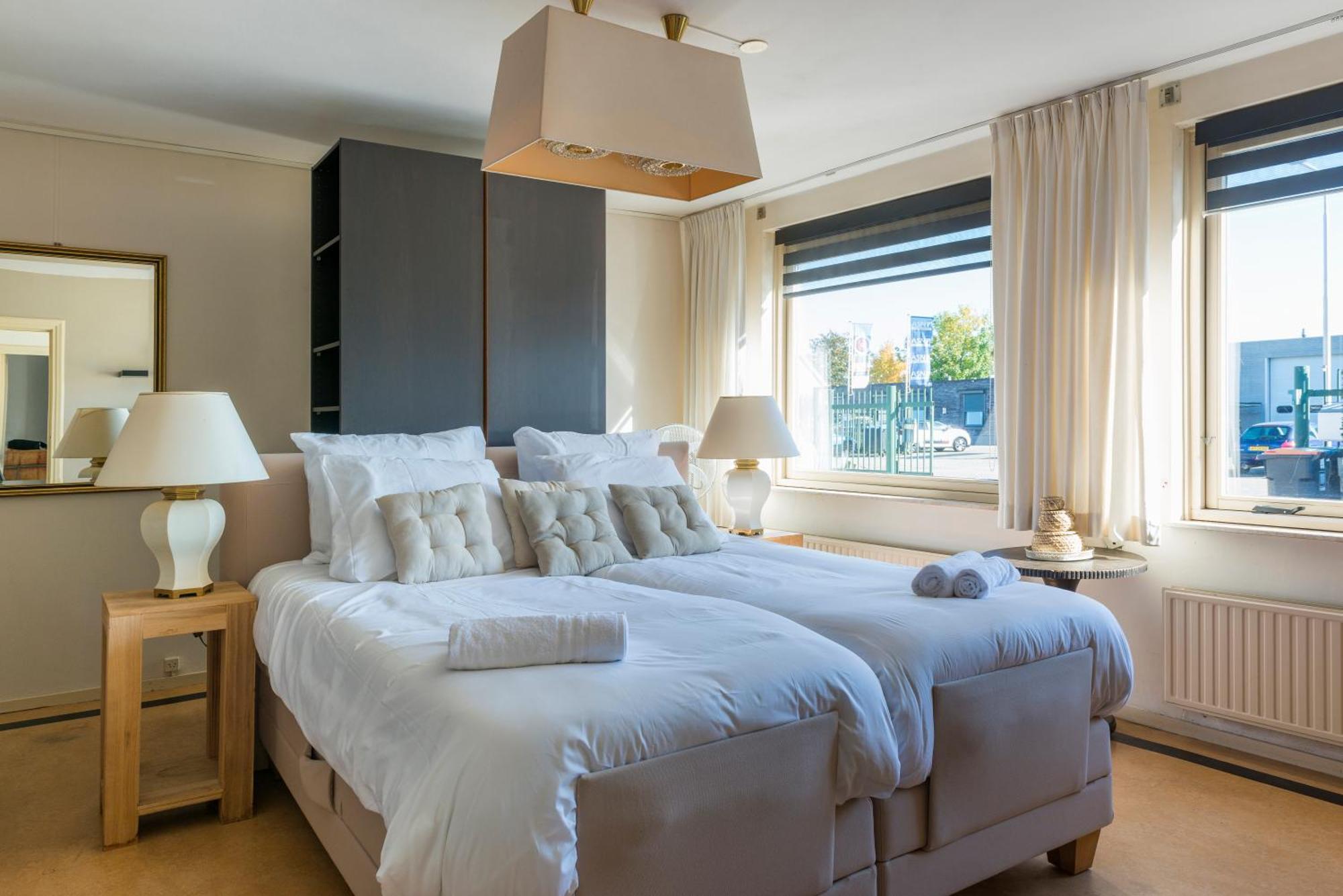 Xxl House With Free Parking & 3 Bedrooms Тілбург Екстер'єр фото