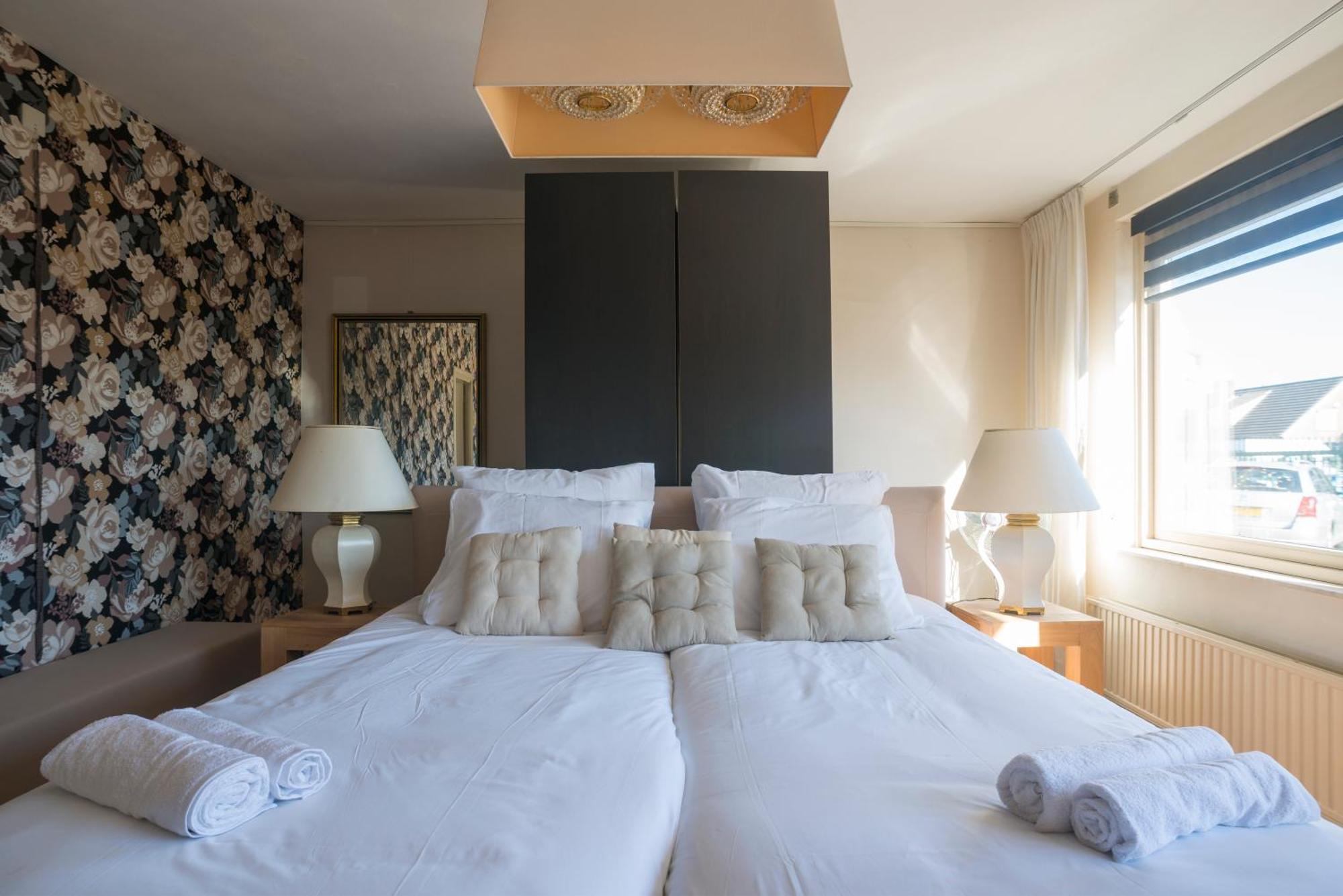 Xxl House With Free Parking & 3 Bedrooms Тілбург Екстер'єр фото